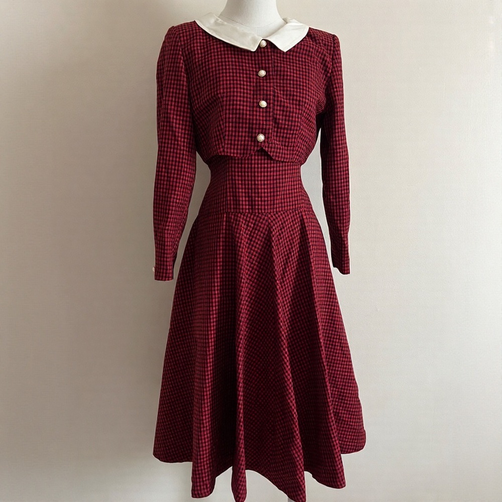 Vintage gingham dress with blazer